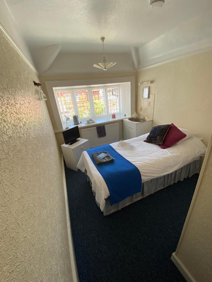 Hq Pencadlys 2* Prestatyn
