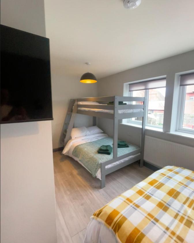Hq Pencadlys Inn 2*